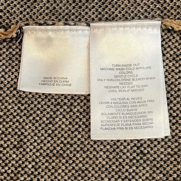 Jones Studio Plaid Sweater Jacket Women's /size M - Picture 10 of 10